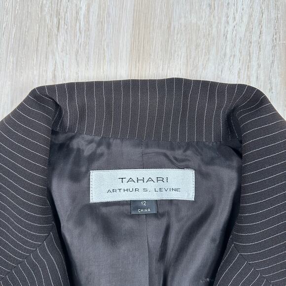 Tahari Pin Stripe Classic Office Business Career One Button Blazer Jacket 12 - Picture 13 of 15